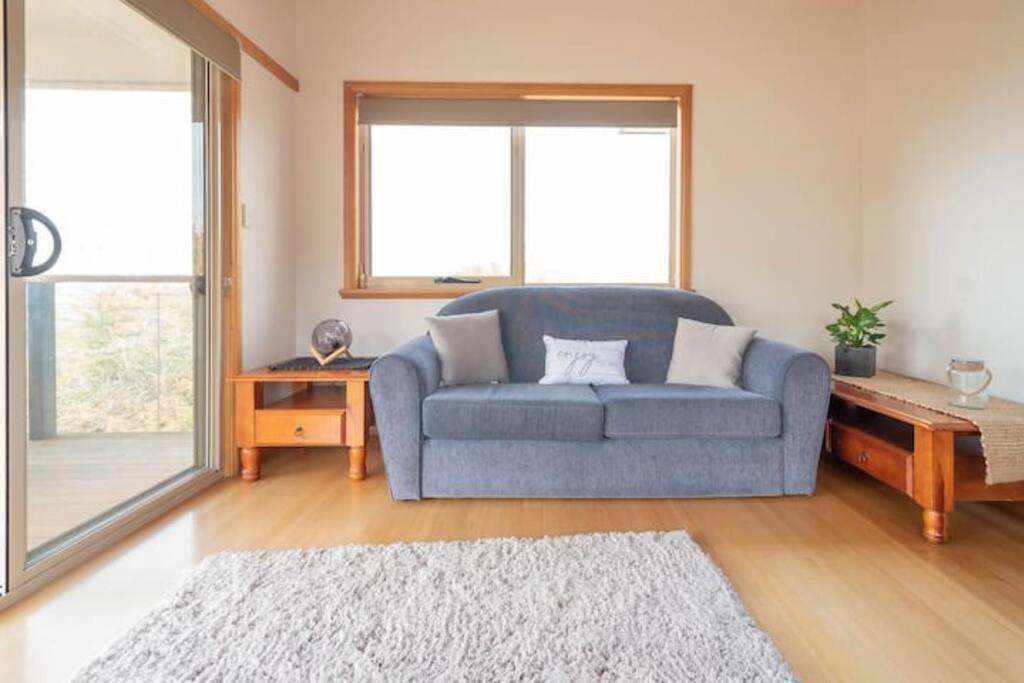 Private 2 Bedroom Cabin Retreat Legana Dış mekan fotoğraf